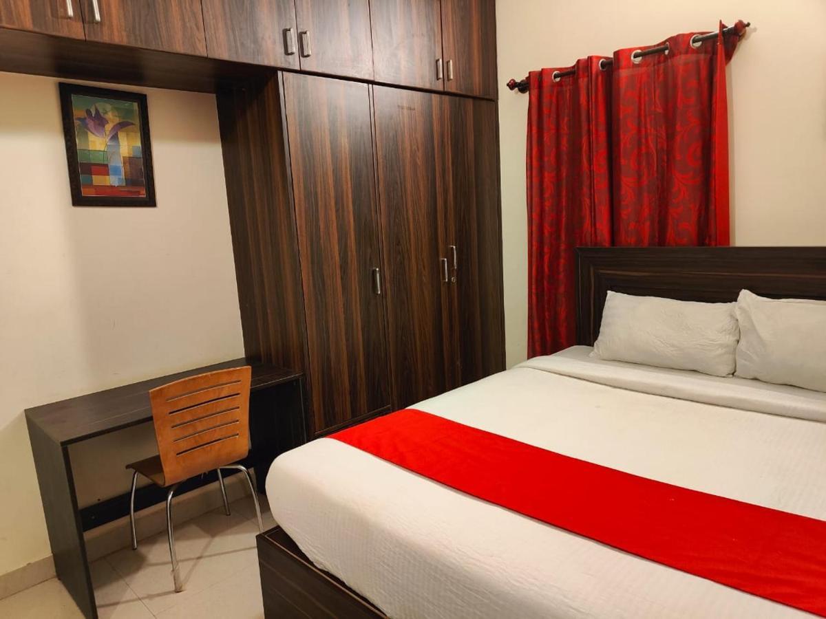 Pristine Inn Manyata Бангалор Экстерьер фото